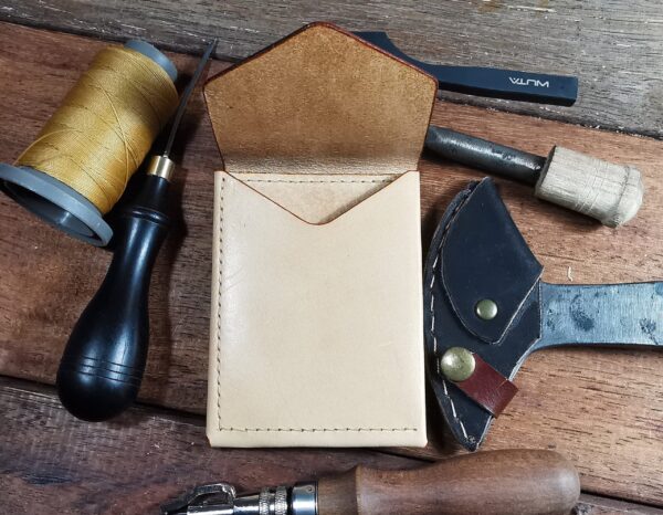 Handcrafted front pocket wallet NZ