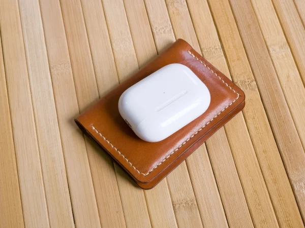 Leather cardholder