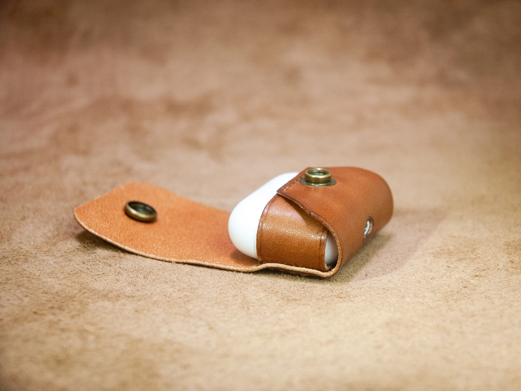 AirPod Pro leather case